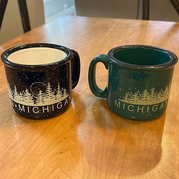 Michigan Camp Coffee Mugs Set of 2 14 oz - Picture 1 of 10